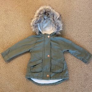 Old Navy Lightweight Faux Fur Hooded Parka - EUC